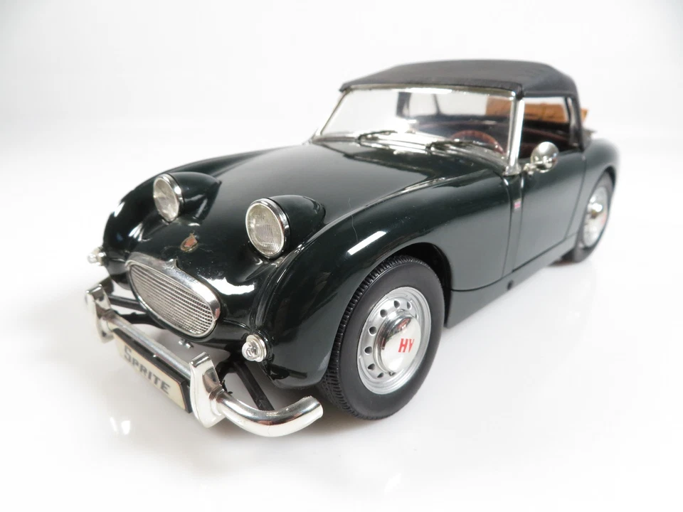 1:18 Revell Austin Healey Sprite dark green B632 - Bild 2 von 4