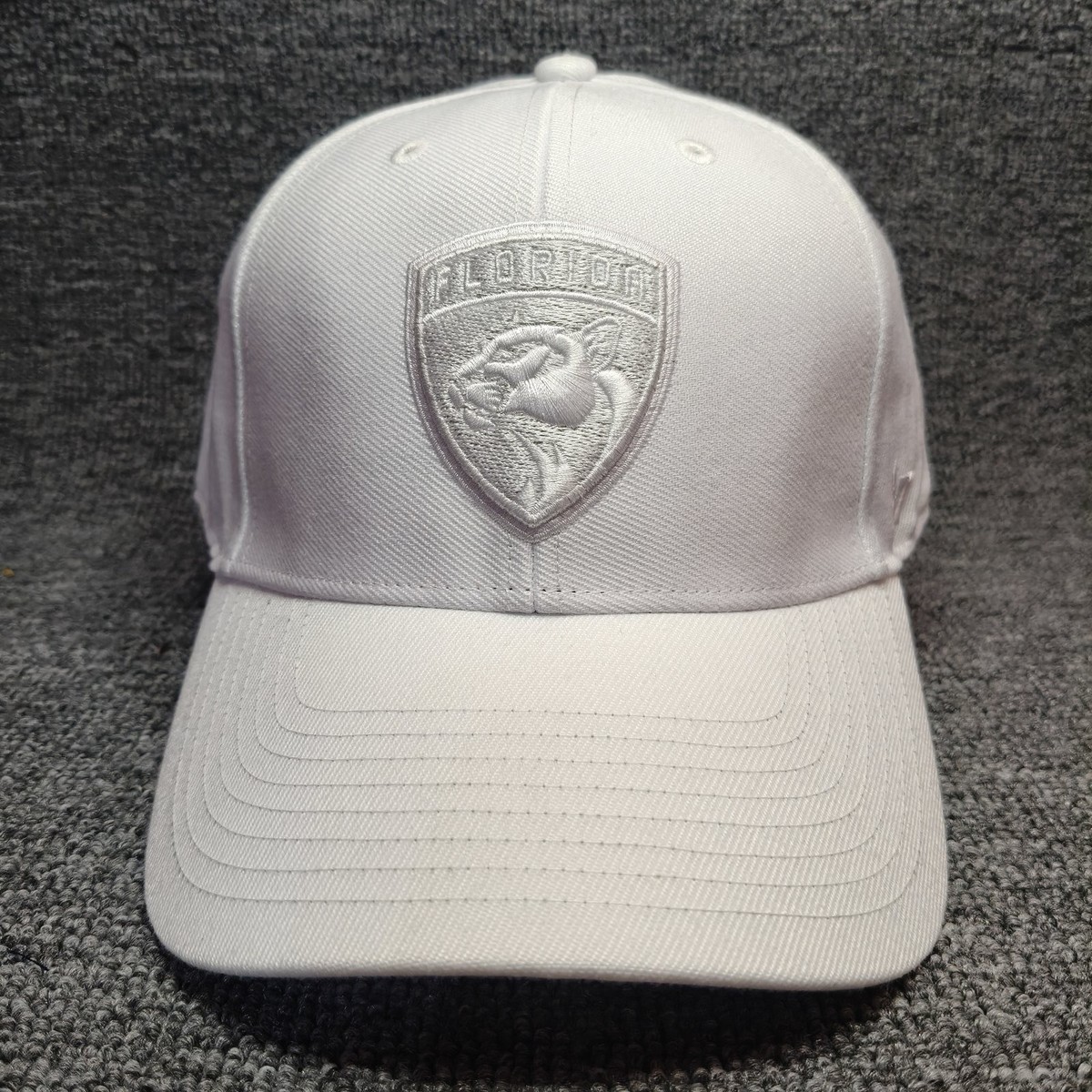47 Florida Panthers White Strapback Baseball Cap Curved Brim NHL