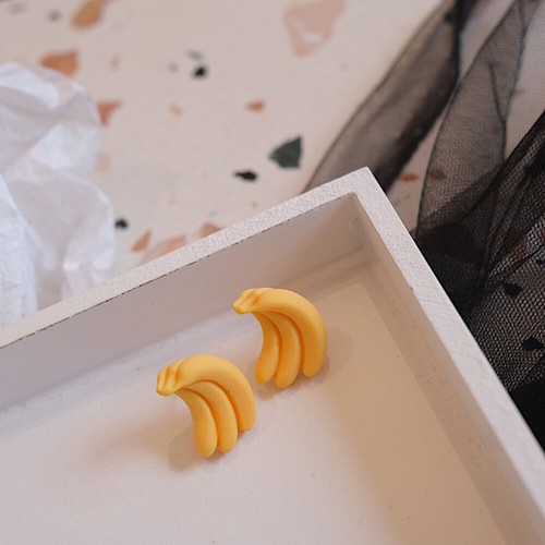 1 Paire De Boucles D'oreilles Pendantes En Forme De Banane Pour Femme