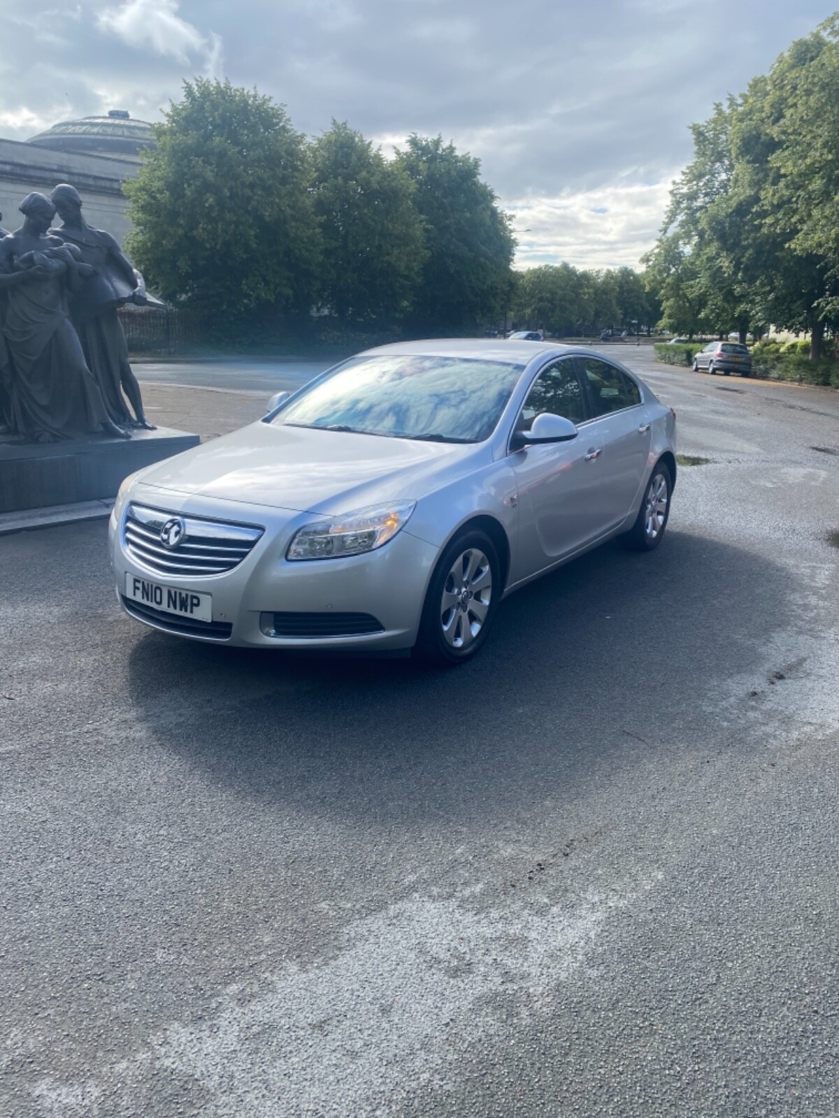 Image 2 - Vauxhall insignia se 160 Cdti 2010 101k service history