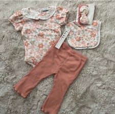Nicole Miller Girls Outfit with Bow and bib 6-9M