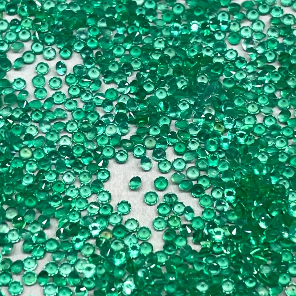 Lote de 100 piedras preciosas sueltas calibradas corte diamante redondo ónix verde natural de 1 mm Foto 2 de 4