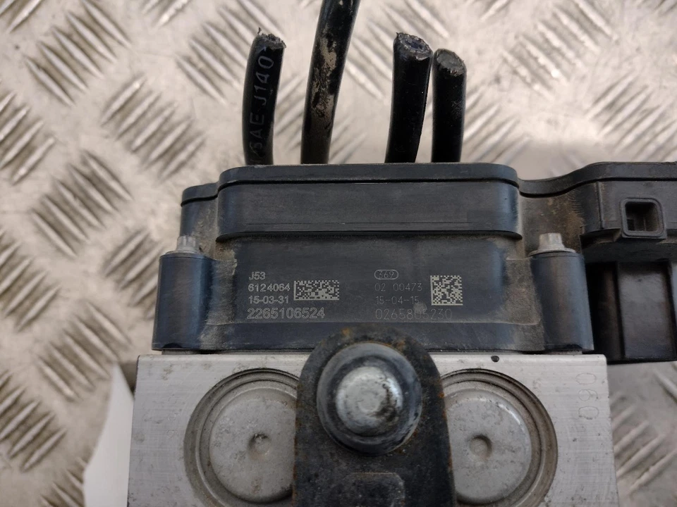 2015 DUCATI MULTISTRADA 1200 S TOURIN ABS Pump - Image 4 of 4