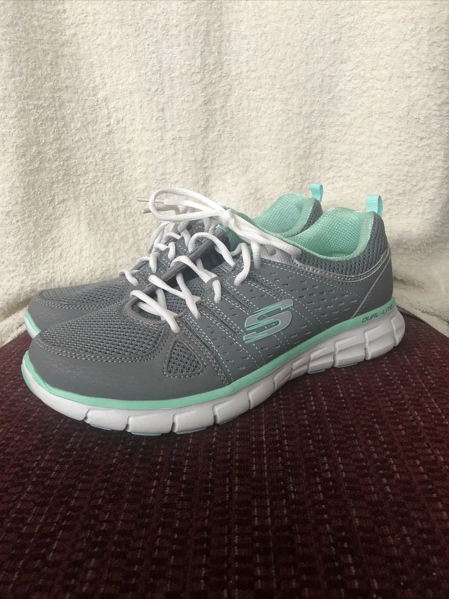 Skechers memory online foam 2017