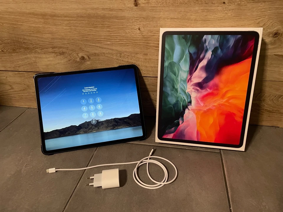 Apple iPad Pro (4. Gen) 12.9 256GB WiFi Space Gray inkl. Verpackung