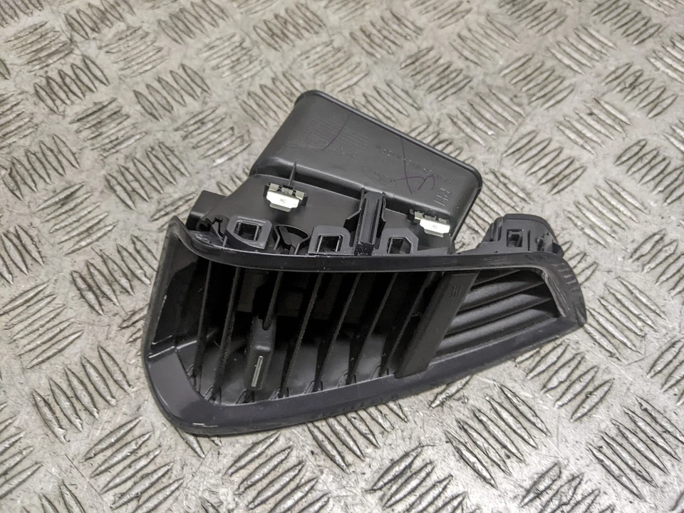 Ford Ecosport MK1 2013-2015 tablero ventilación de aire (o/s conductor) CN15-N018B08 Foto 3 de 4