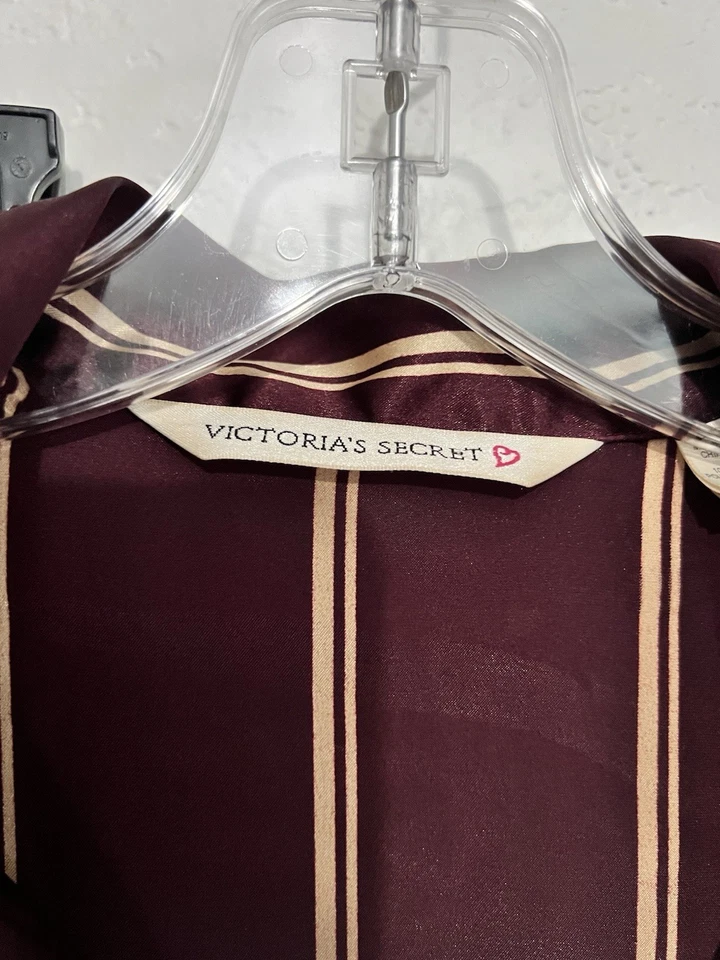 Conjunto de pijama de satén Victoria’s Secret vintage años 90 borgoña rayas etiqueta SmHeart Foto 2 de 4