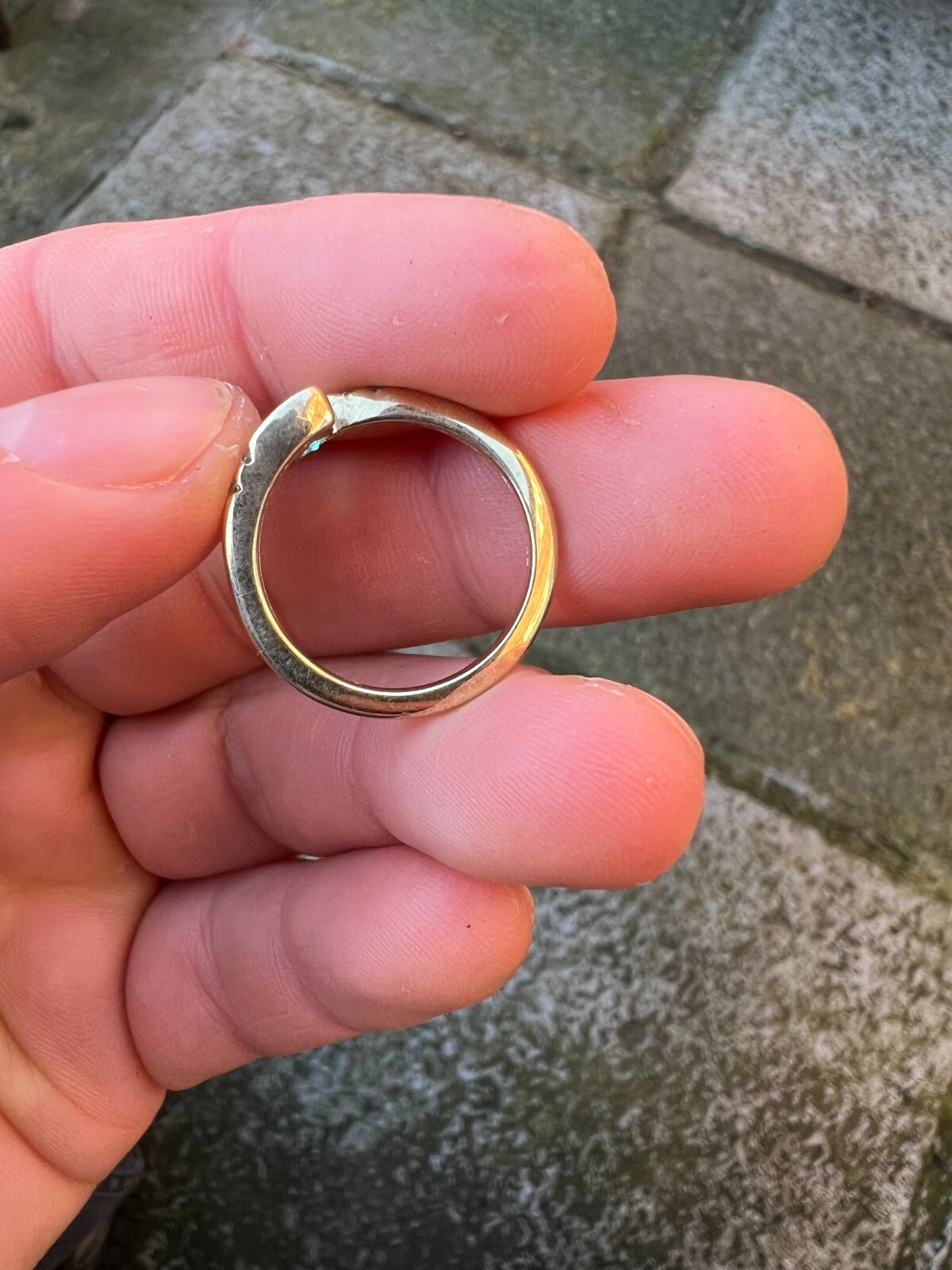 9 ct Gold Ring Diamond & Emerald Cluster Ring Size O 9k 375 Hallmarked