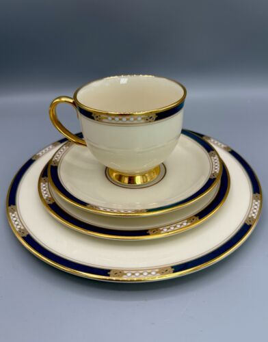 Gorgeous LENOX Presidential Collection Union 4 Piece Place Setting - Picture 1 of 11