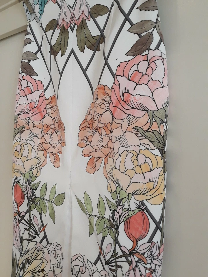 Keepsake XS Floral Pencil Skirt Front Kick Pleat Lined - image 3 of 4