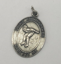 VINTAGE STERLING SILVER SAINT CHRISTOPHER PROTECT ME MEDAL PENDANT