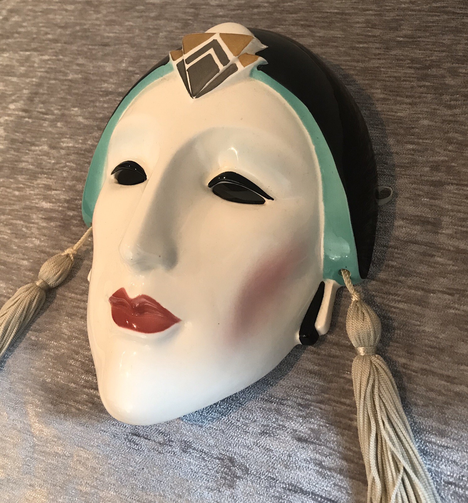 Vandor Wall Hanging Face Mask Uniquely Originally Hand painted Pelzman