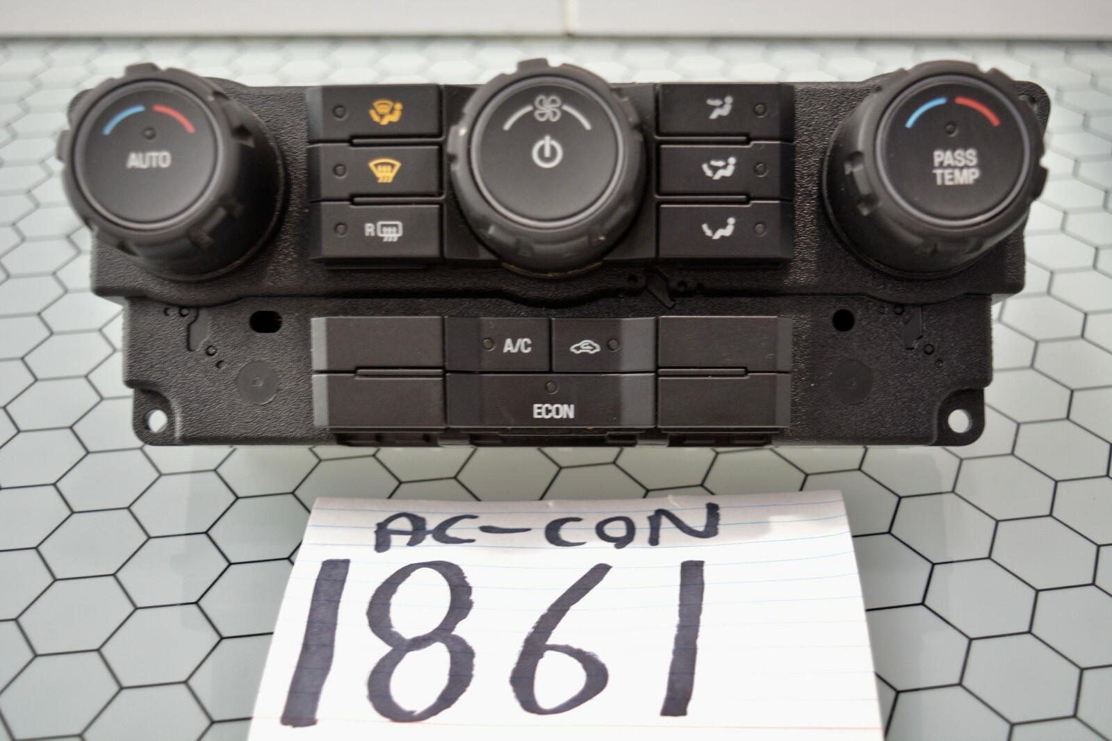 09 10 Ford Escape AC and Heater Control Used Stock #1861-AC 