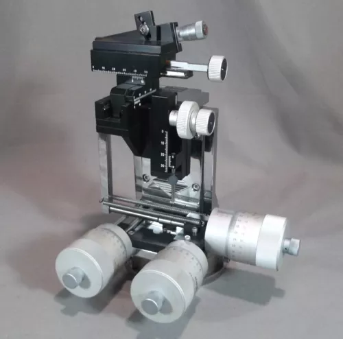 Sutter Instruments MP-85 Micromanipulator Right Hand on Rotating Base EX+