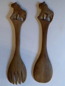 Hand-Carved-Wooden-African-Lion-Salad-Fork-amp-Spoon-Set