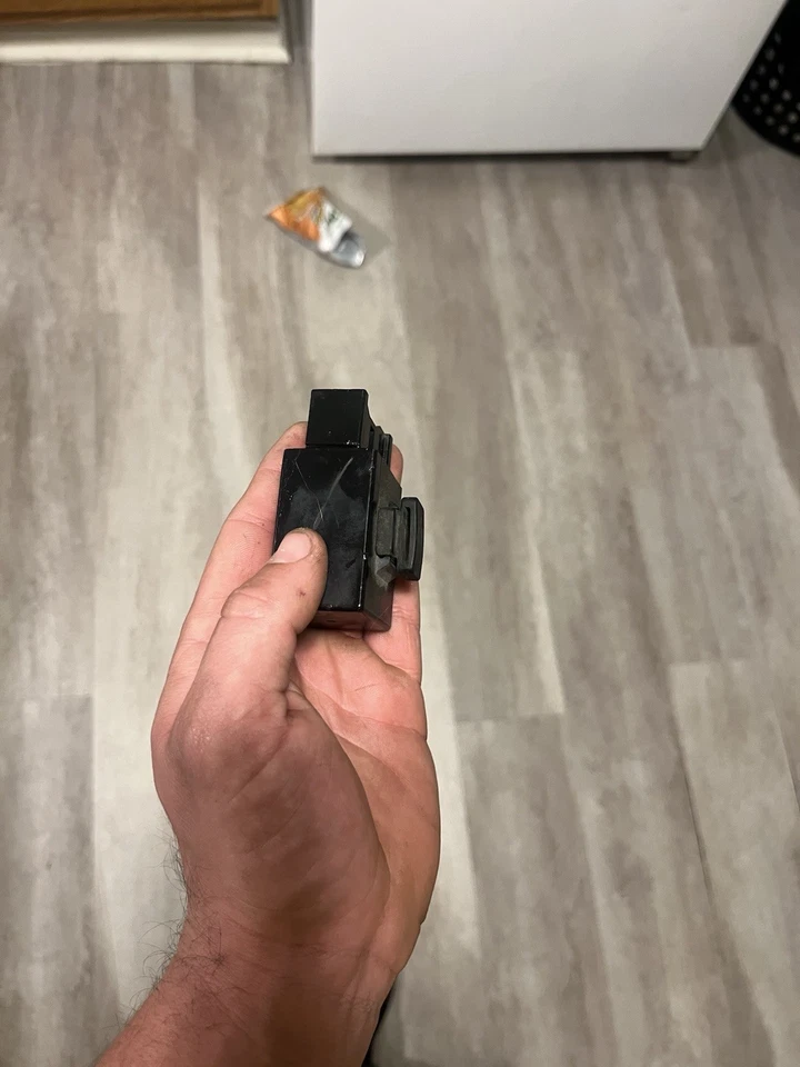 Relé de bomba de combustible R6s 2003-2005 2006-2009 Foto 3 de 3