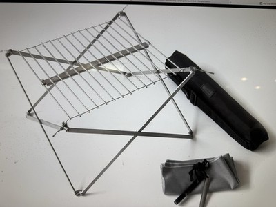 GRIZZLY WOLF STAINLESS STEEL Folding portable GRILL KIT , CAMP FIRE STOVE  NEW
