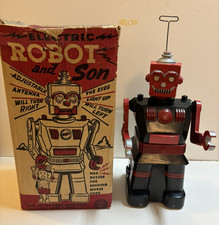 Vintage 1950's Marx Electric Battery Powered Robot and Son With Box