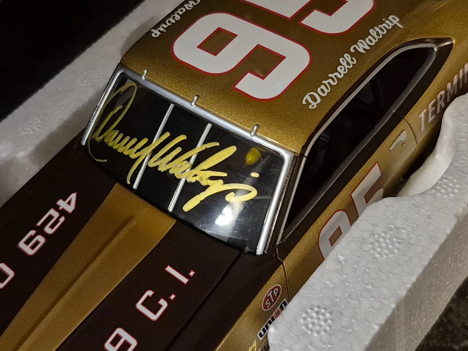 达雷尔·沃尔特里普亲笔签名 #95 终端运输 1971 年水星旋风 1:24 — 第 3/4 张图片