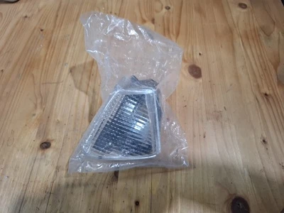 Honda VFR 750 RC36 Blinker vorne links weiß turn Signal front left White - Bild 1 von 2