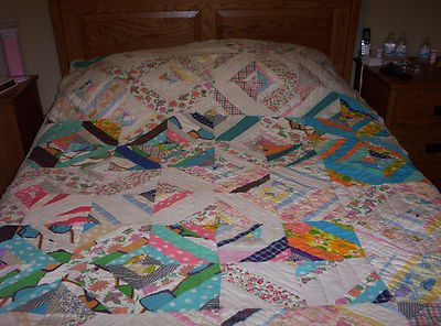  ALL MACHINE STITCHED & QUILTED,  63'' X 85'', 60-70's