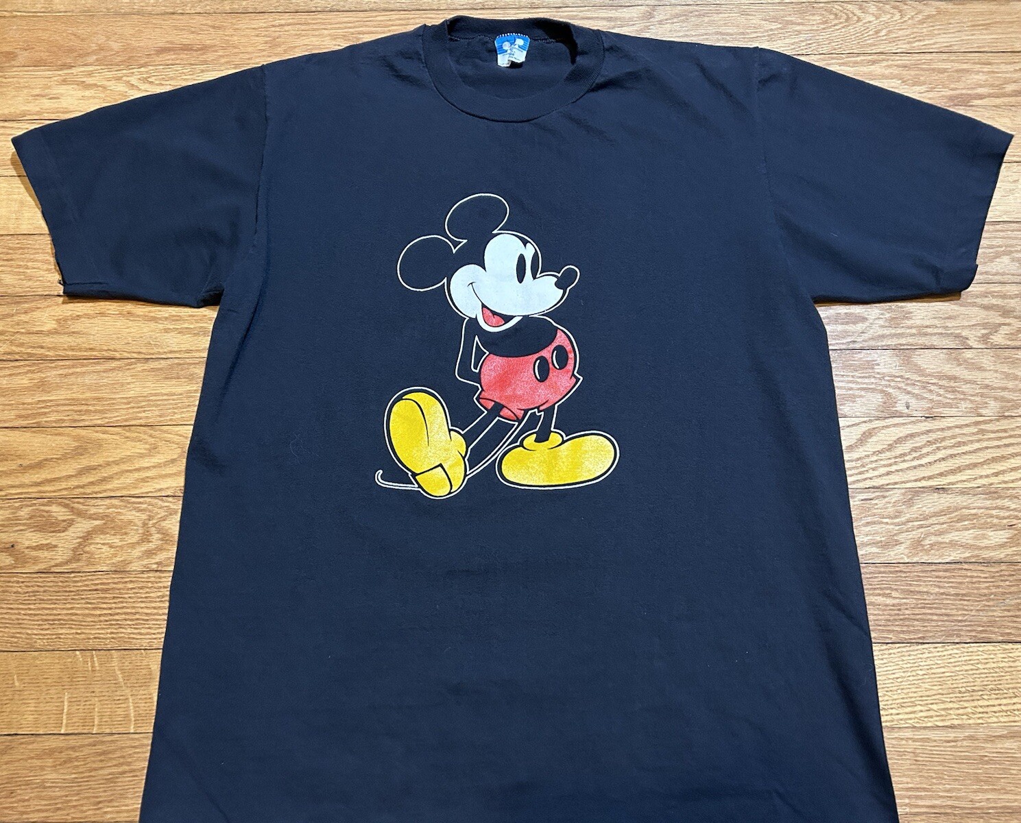 90'S Disney Mickey Mouse character sweatshirt, Made in USA, Men's XL polyester white type Vintage Second Hand