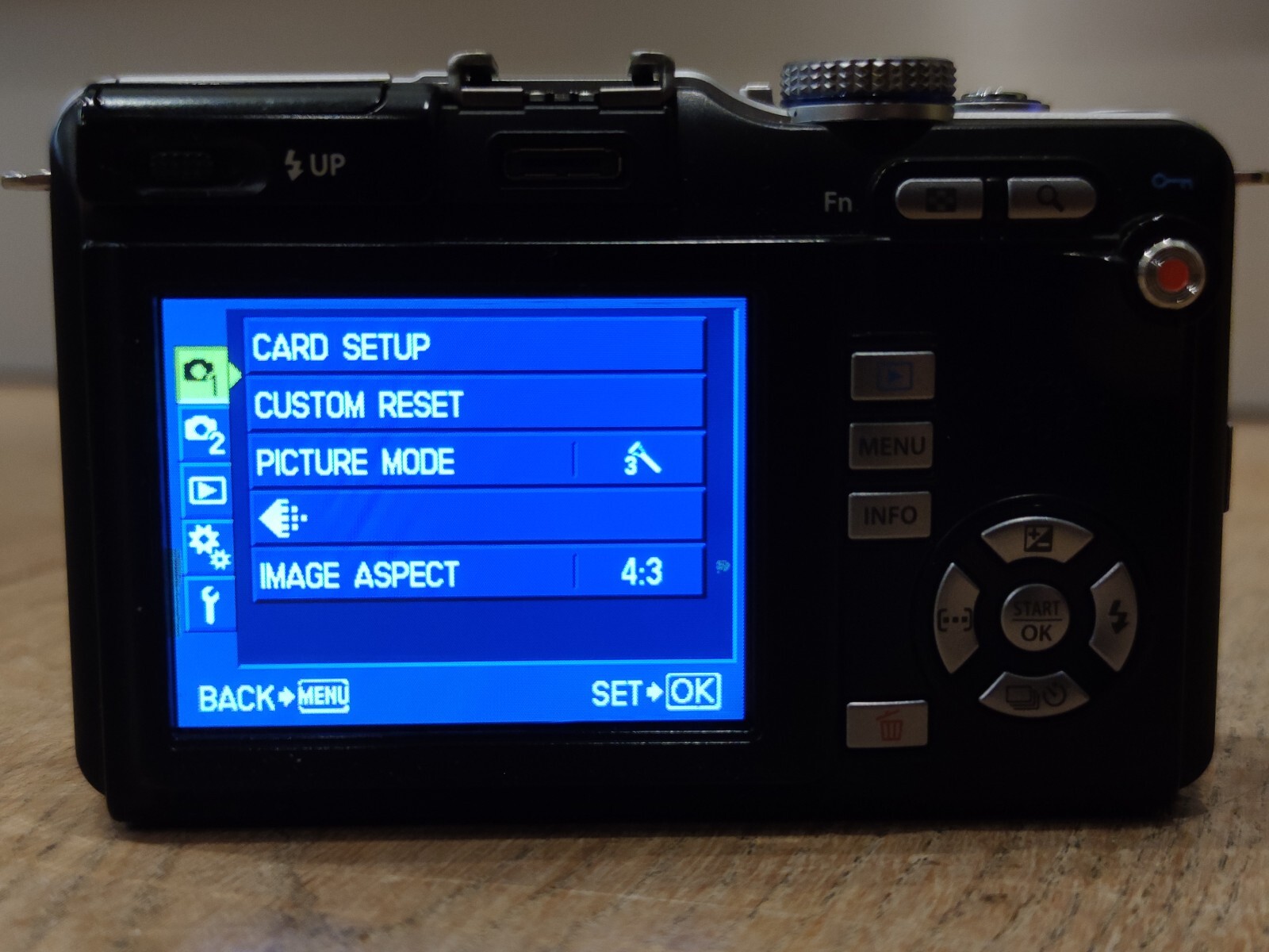 Olympus EPL1 Digital Camera Body Mirrorless M4/3 400 actuations