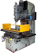 Fresa Fresatrice verticale a banco fisso SACHMAN ISO40 visualizzata 550 x 1600mm