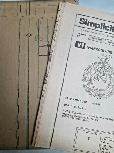 Simplicity 6615 Wreaths Holiday Christmas Fall Harvest Craft Sewing Pattern UC - Picture 3 of 4