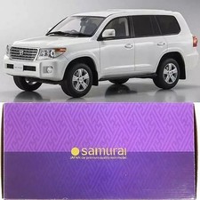 Kyosho 1/18 Toyota Land Cruiser AX G Selection White Pearl Mini Car Model