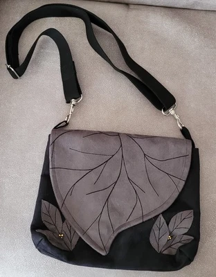 Sac à main (pochette) en peau noir et gris - Photo 1/3
