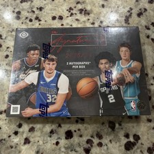 2025/26 Topps Signature Class Basketball Hobby Box