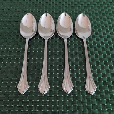 Oneida BANCROFT Teaspoons Set Lot of 4 Stainless Flare Tip Ridged Glossy USA Vtg