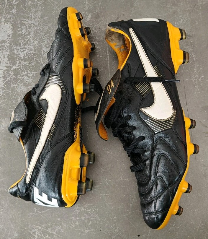 Nike Tiempos サッカーシューズ ブラック/ゴールド Nike Tiempos サッカーシューズ ブラック/ゴールド Nike TIEMPO
