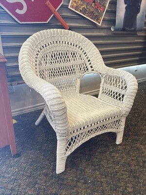 Vintage Antique Natural Real WHITE WICKER ARMCHAIR Porch Furniture STURDY LARGE