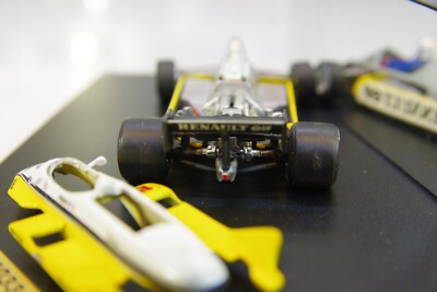 1/43 Quartzo F1 1982 Renault RE30B #15 Brazil Winner Alain 1/43 Quartzo F1 1982 Renault RE30B #15 Brazil Winner Alain