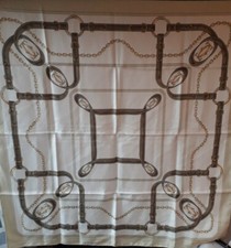 Foulard Carré 100 % Soie les must de Cartier beige 