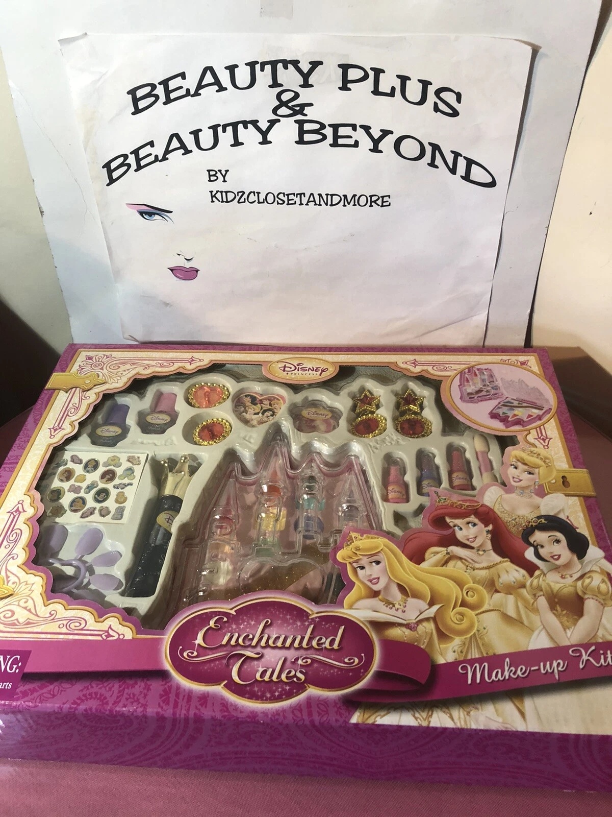 NEW Disney Princess Makeup Kit Enchanted Tales New In Box