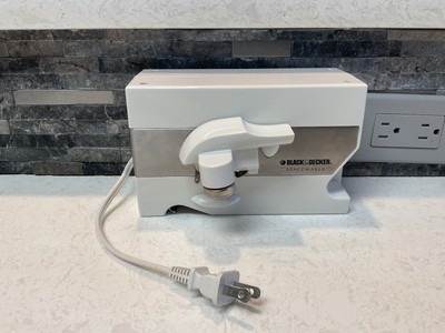 Black & Decker Spacemaker Under Cabinet Can Opener White Model CO85 No Hardware