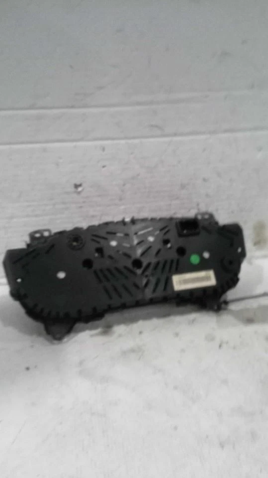 Speedometer 4 Door L Model Fits 14-17 FIAT 500 504775 - Image 2 of 4