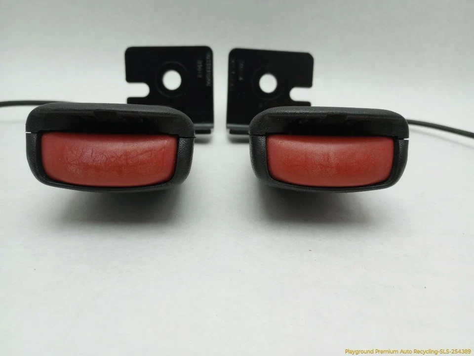 Volvo C30 Pair Of Left & Right Rear Seat Belt Seatbelt Buckle Fits 2007-2013 07 Foto 3 de 4