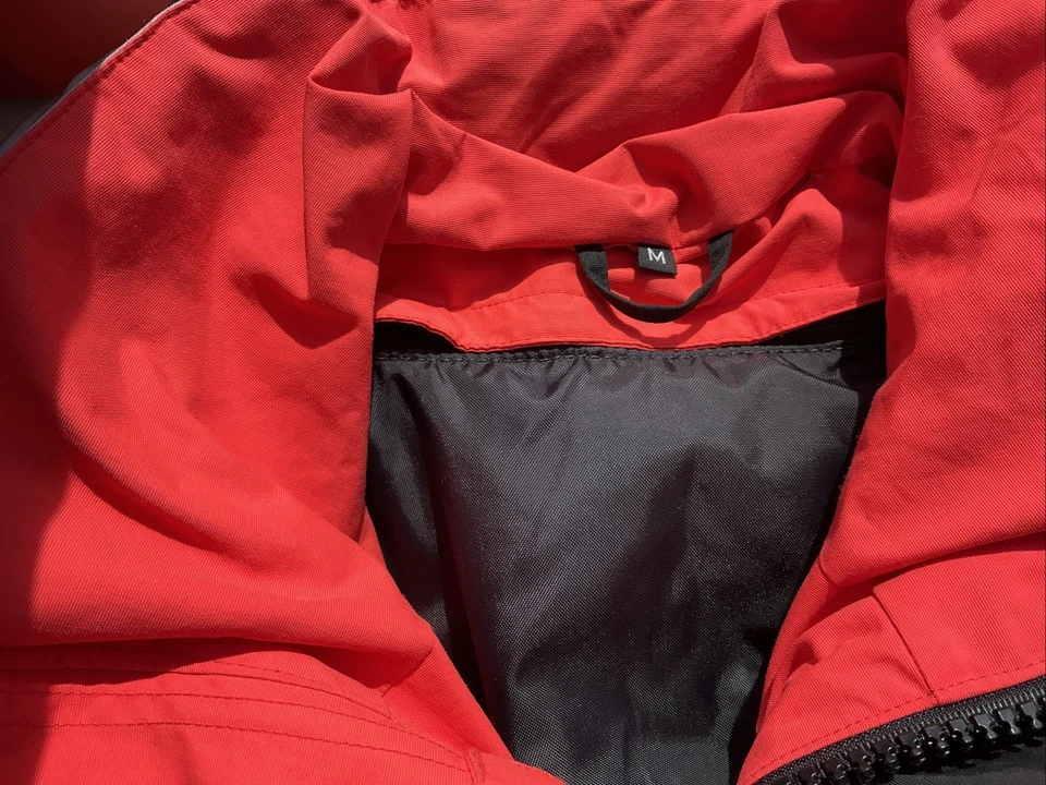 Float Tech Recreational Inflatable Type V Convertible PFD Size M Chest 38/40”  - Image 2 of 4