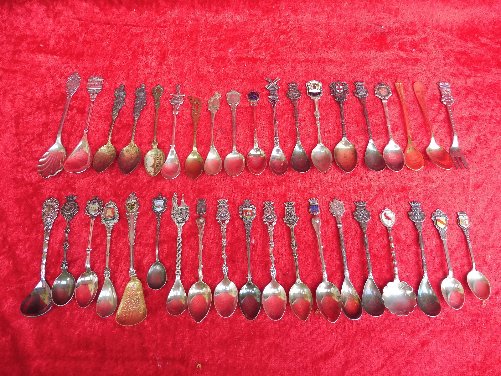 40 Bonitos Cucharones Viejos, Cucharones De Ciudad, Plateados