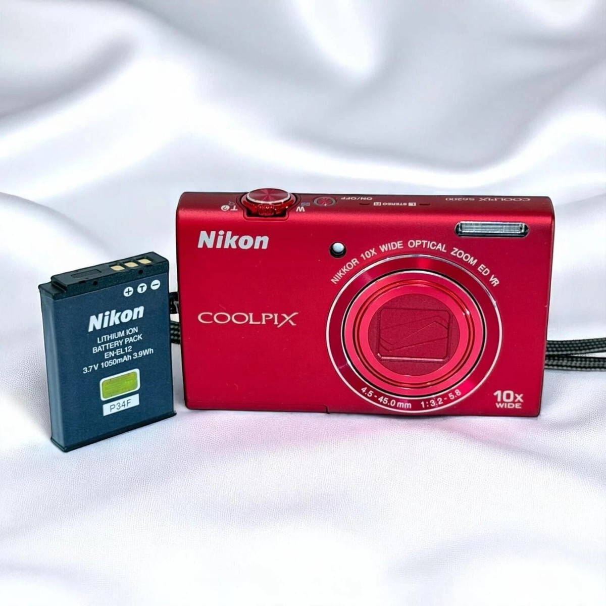 Nikon COOLPIX S6200 16.0MP Digital Camera 10 x Zoom w/SD Card