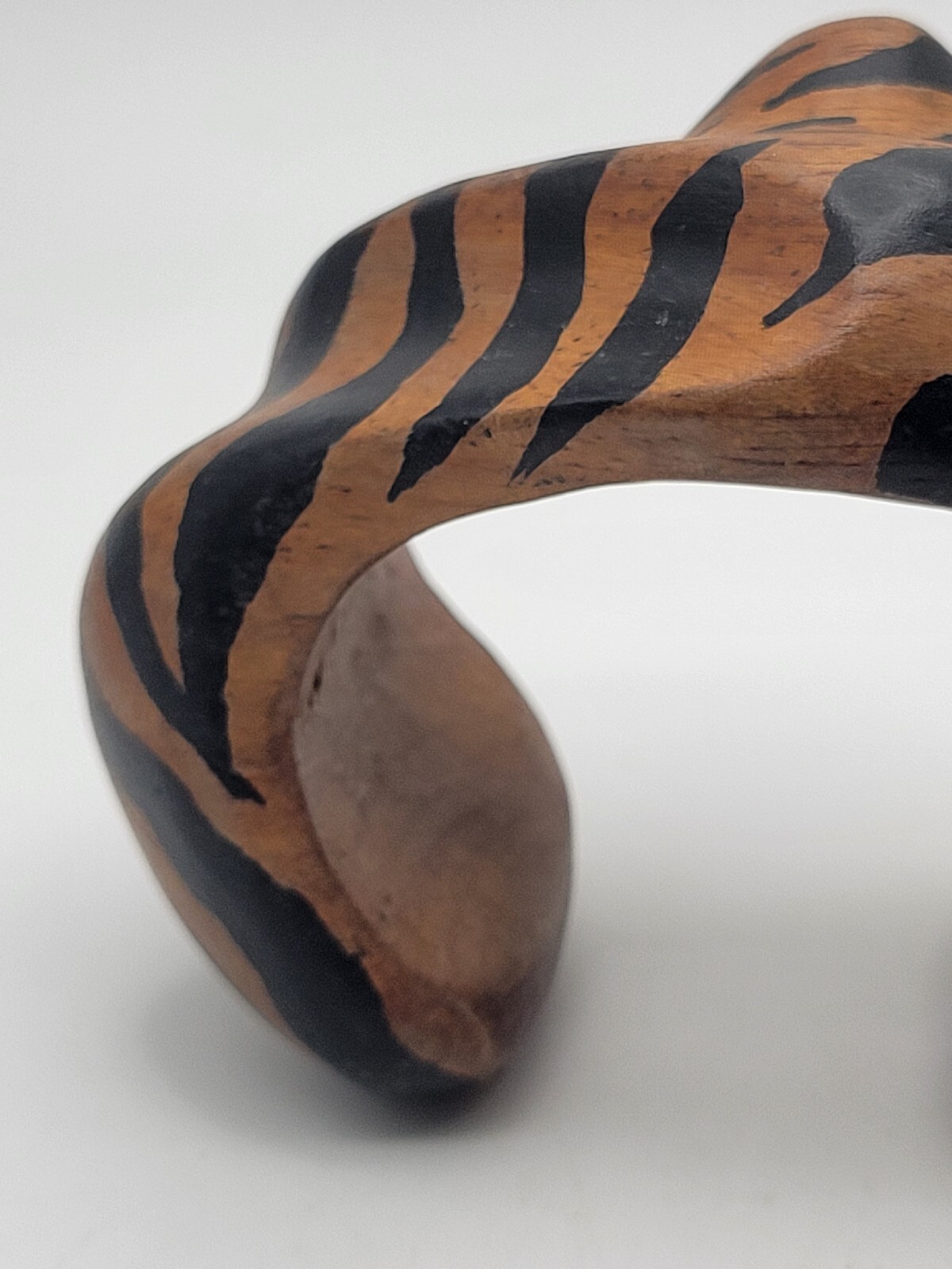 Vintage Carved Wood Zebra Animal Print Chunky Cuff Br… Gem