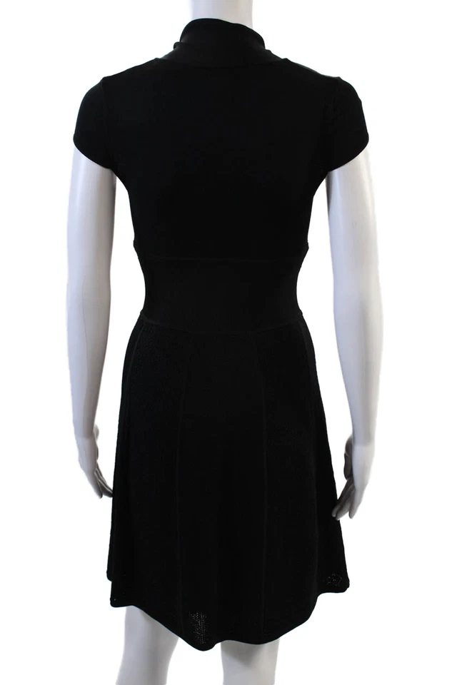 Vestido Catherine Malandrino para mujer tejido texturizado manga corta cuello redondo negro Si Foto 3 de 4