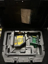 DEWALT DCLE34021B 20V MAX Li-Ion Cordless Green Cross Line Laser (Tool Only) 