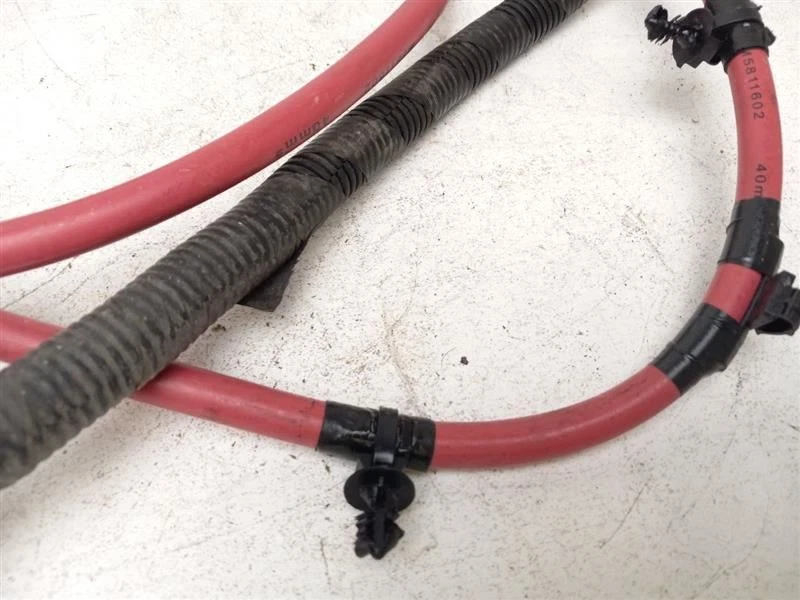 Chevrolet Traverse 2010 arnés de cables de batería a caja de fusibles Foto 4 de 4