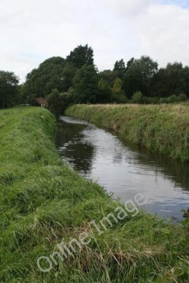 Foto 6x4 Tickenham Rhyne Deich Nailsea Der Deich steht über dem Ackerfeld c2009
