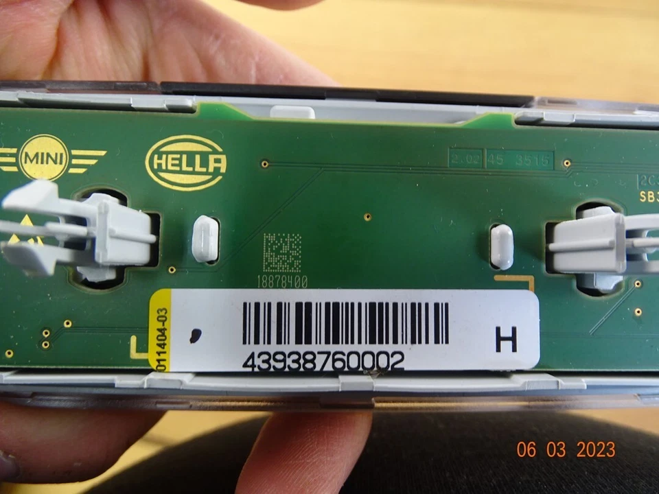 MINI F54 F55 F60 / 63319387600 / 9387600 / Rear Interior Light - Image 3 of 3